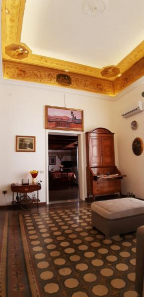 Casa de Spuches, Palermo